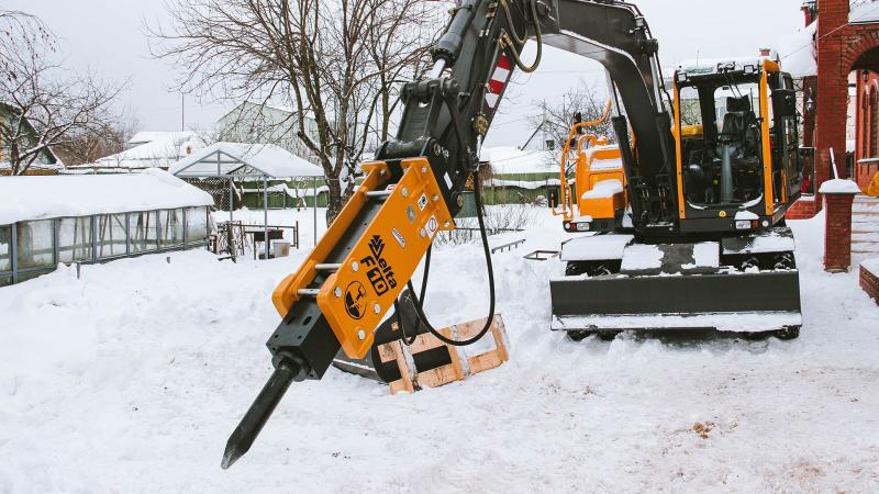 Гидромолоты для работы зимой: обзор эффективных моделей