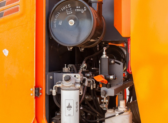 КМ-2000 Коммунальная машина