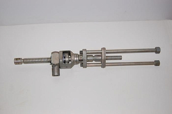 Приспособление для выпрес пальцев 73-3918200