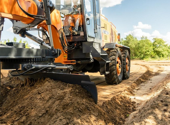 Автогрейдер АГ-140