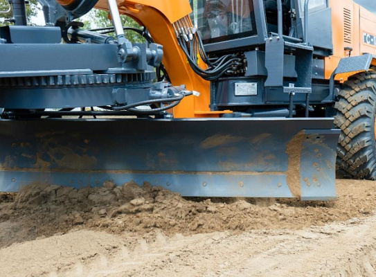 Автогрейдер ГС-14.02