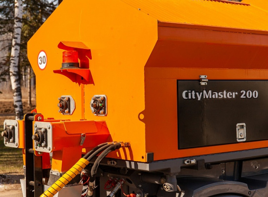 КМ-2000 Коммунальная машина