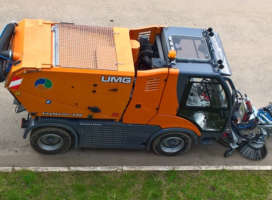 КМ-2000 Коммунальная машина