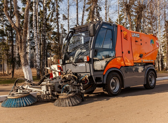 КМ-2000 Коммунальная машина