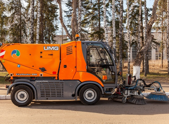 КМ-2000 Коммунальная машина