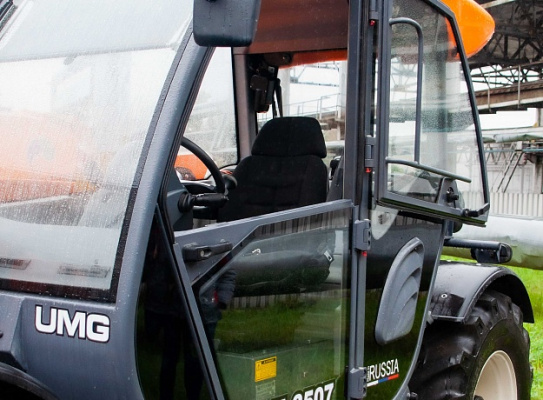 Телескопический погрузчик TLH 4007 CE