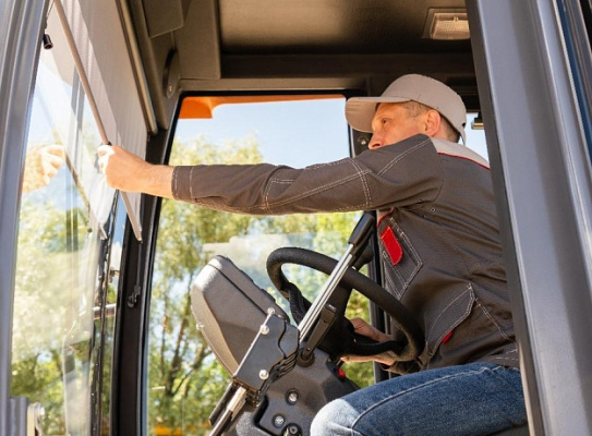 Автогрейдер АГ-140