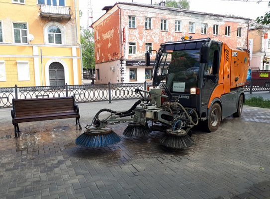 КМ-2000 Коммунальная машина