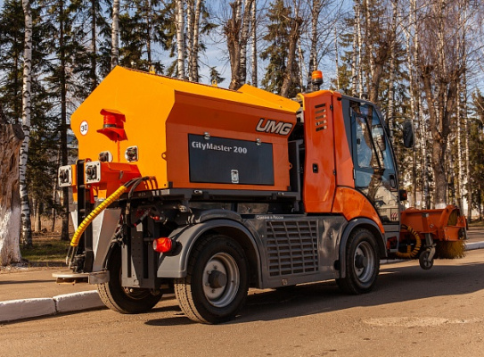 КМ-2000 Коммунальная машина