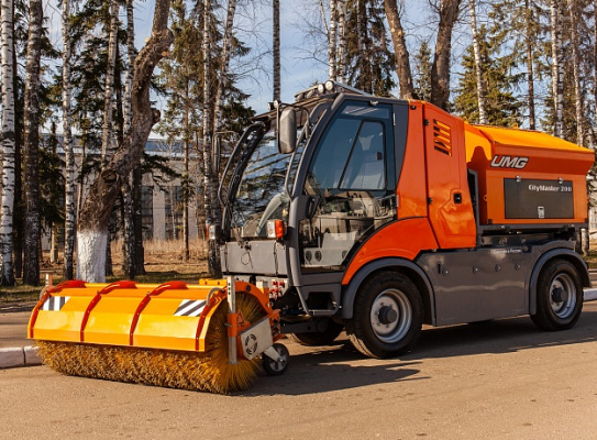 КМ-2000 Коммунальная машина