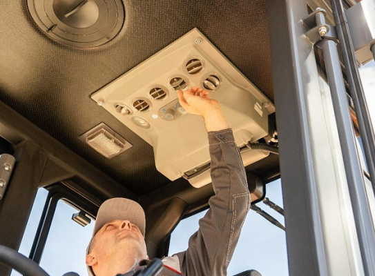 Автогрейдер АГ-140