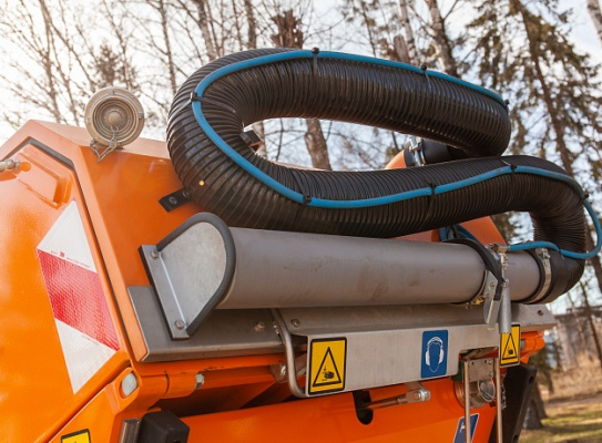 КМ-2000 Коммунальная машина